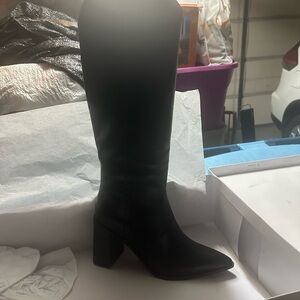 Elegant Black Heeled Knee-High Boots